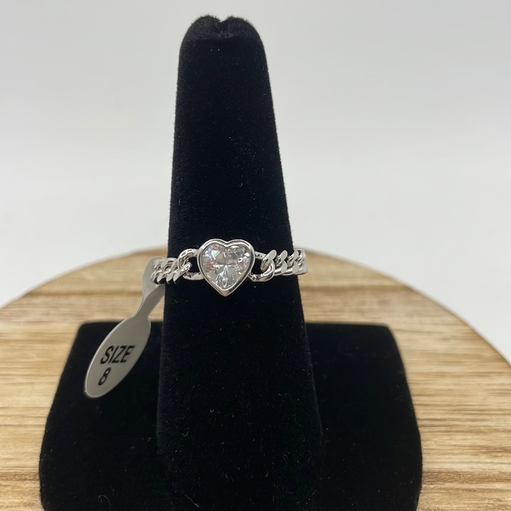 STERLING SILVER RING CURB LINK WHITE HEART CZ CENTER